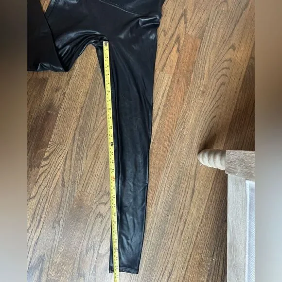 Spanx Faux Leather Black Leggings S/P - Picture 8 of 8